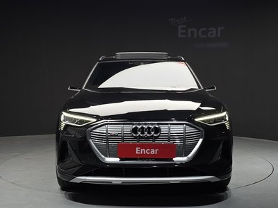 AUDI E-TRON - 2