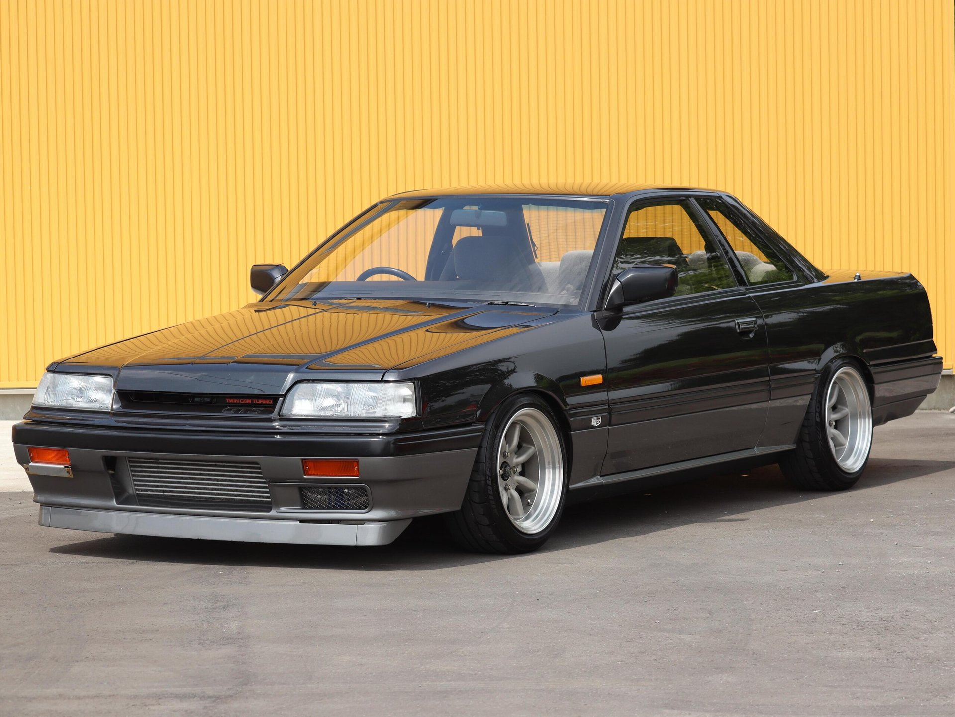 NISSAN SKYLINE COUPE - View 1