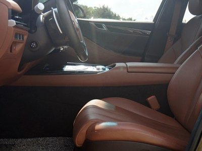 GENESIS G80 (RG3) - 9