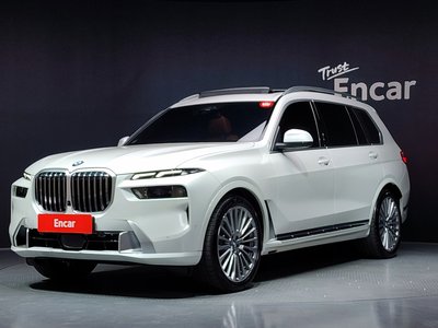 2024 BMW X7 photo 1
