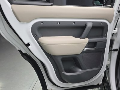 2021 LAND Rover DEFENDER — миниатюра 15