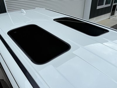 TOYOTA VELLFIRE - 2