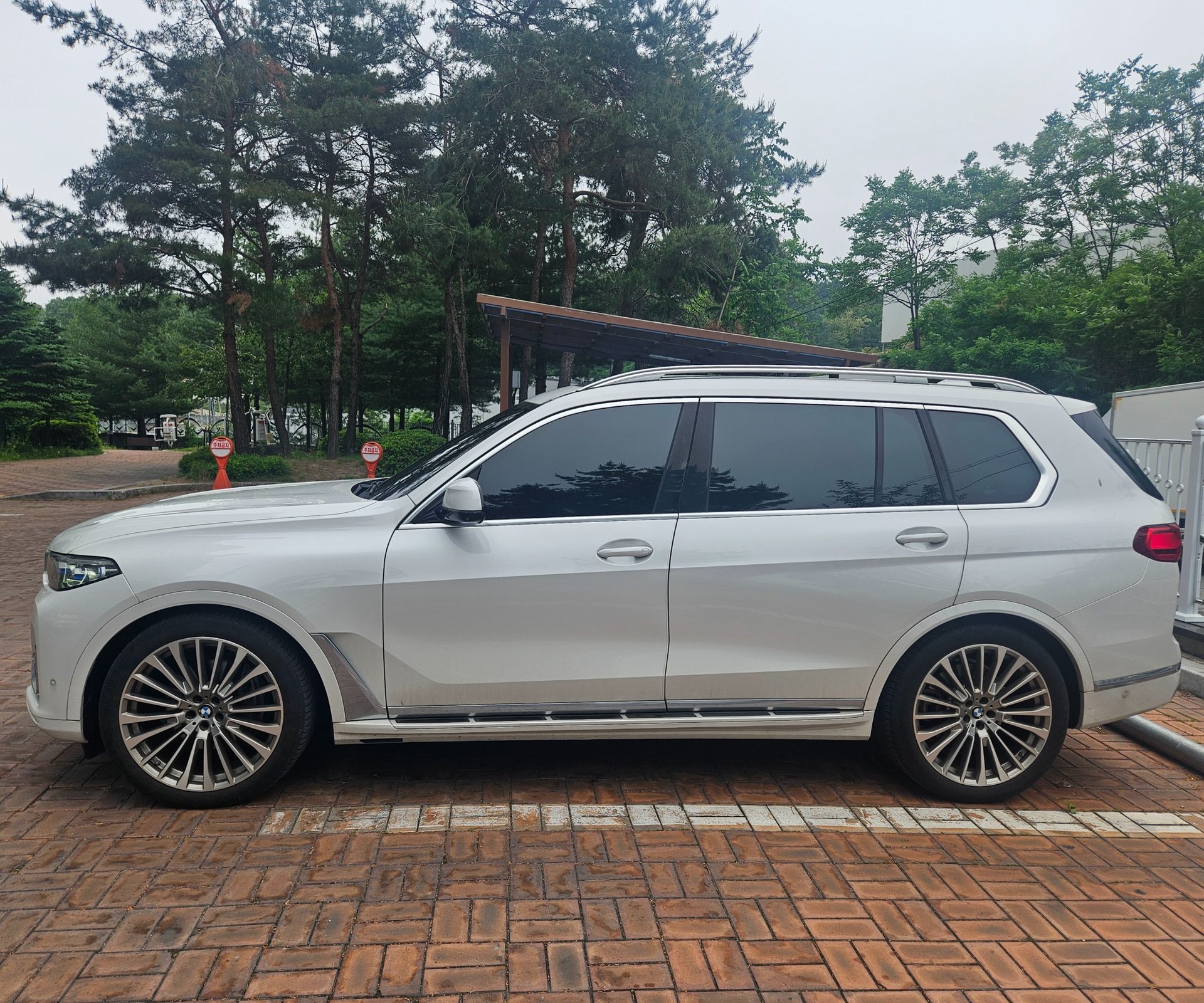 BMW X7 - View 1