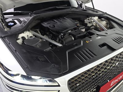 2021 Genesis GV70 photo 7