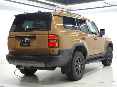 TOYOTA LAND CRUISER 250 - 7