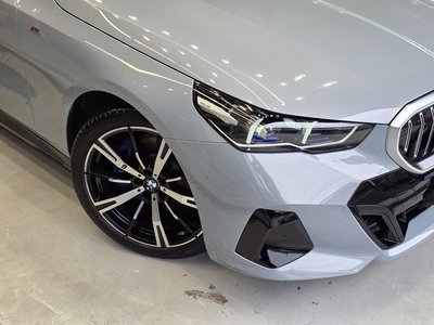 BMW 5 SERIES - 2