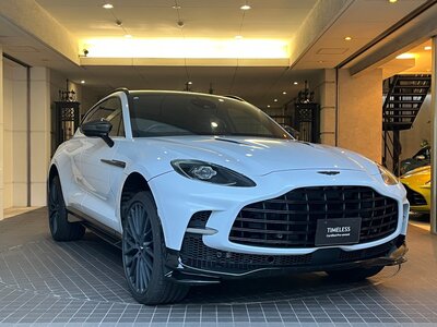 ASTON MARTIN DBX