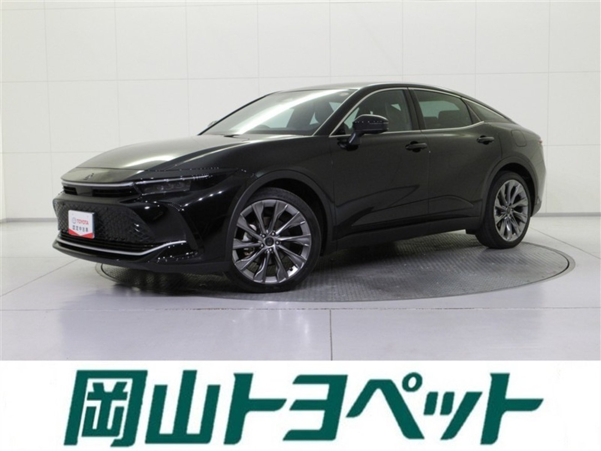 TOYOTA CROWN CROSSOVER - View 1