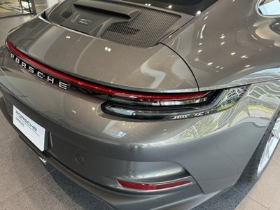 صورة 10 لـ 2022 Porsche 911