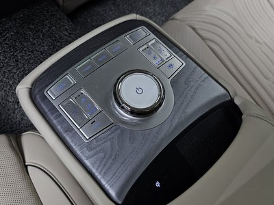 2023 Genesis G80 (RG3) thumbnail 28