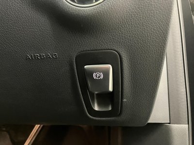 MERCEDES-BENZ E-CLASS - 7