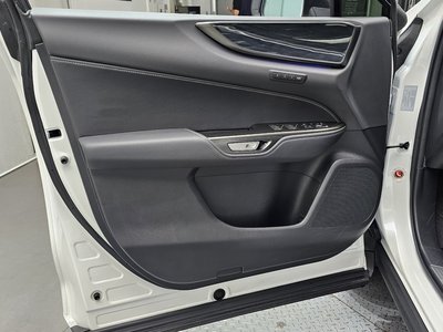 صورة مصغرة 14 لـ 2024 Lexus NX
