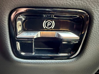 صورة مصغرة 16 لـ 2025 Mercedes-BENZ E-CLASS