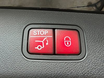 صورة مصغرة 50 لـ 2025 Mercedes-BENZ E-CLASS