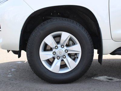 TOYOTA LAND CRUISER PRADO - 9