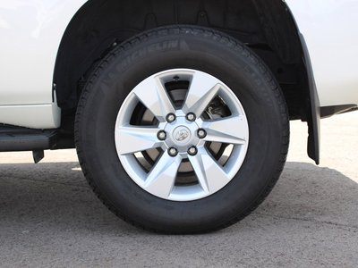 TOYOTA LAND CRUISER PRADO - 10