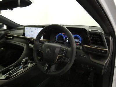 TOYOTA CROWN CROSSOVER - 3