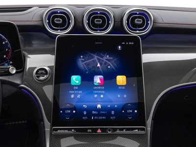 2025 Mercedes-BENZ GLC — миниатюра 16