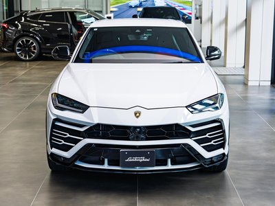 LAMBORGHINI URUS - 3