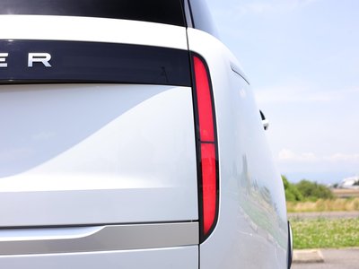 صورة 8 لـ 2024 LAND Rover RANGE ROVER