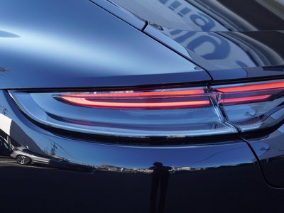 PORSCHE PANAMERA - 10