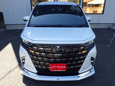2024 Toyota ALPHARD — фото 3