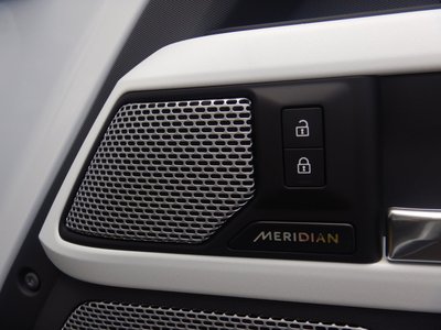 2023 LAND Rover DEFENDER — миниатюра 39