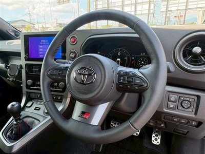 2026 Toyota GR YARIS — миниатюра 13