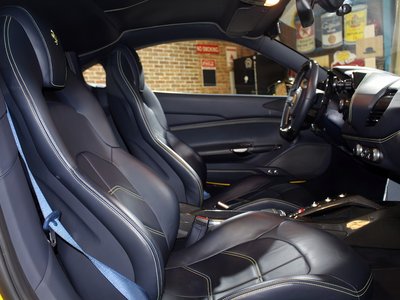 2015 Ferrari 488 GTB 照片 3