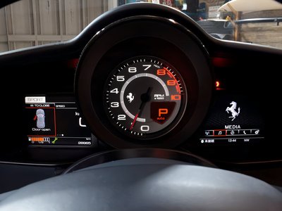 2015 Ferrari 488 GTB 照片 10