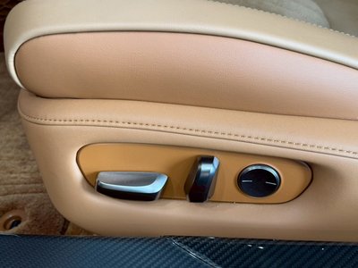 صورة مصغرة 65 لـ 2018 Lexus LC