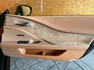 صورة مصغرة 39 لـ 2018 Lexus LC