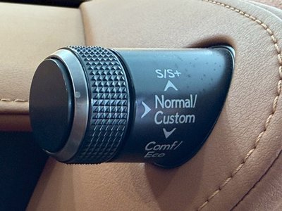 صورة مصغرة 31 لـ 2018 Lexus LC