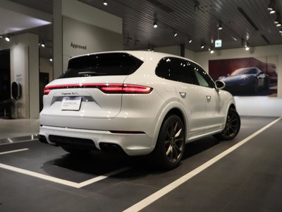 PORSCHE CAYENNE - 5
