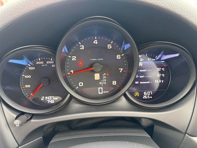 صورة مصغرة 15 لـ 2019 Porsche MACAN