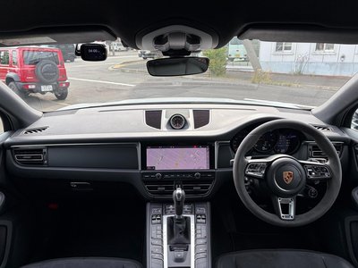 صورة 10 لـ 2019 Porsche MACAN