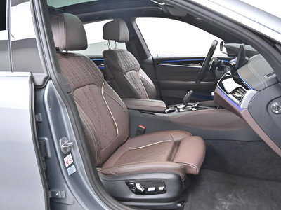 BMW 6 SERIES GT - 10