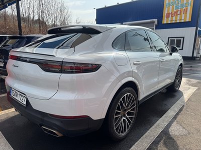 PORSCHE CAYENNE - 8