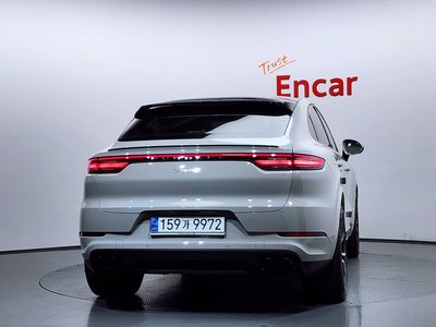 PORSCHE CAYENNE - 4