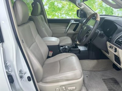 TOYOTA LAND CRUISER PRADO - 4