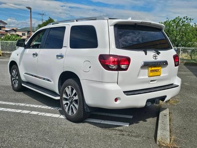 TOYOTA SEQUOIA - 7