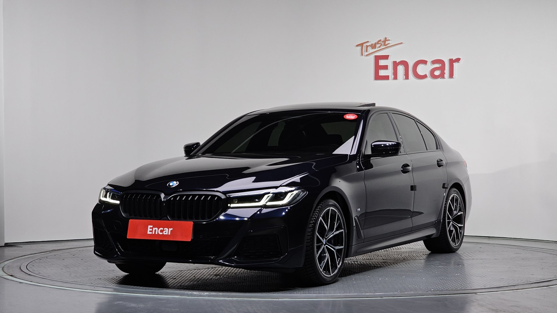 BMW 5 SERIES - View 1