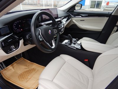 BMW ALPINA B5 TOURING - 8