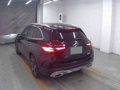 MERCEDES-BENZ GLC - 2