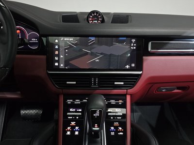 2022 Porsche CAYENNE — миниатюра 20