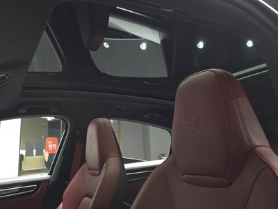 2022 Porsche CAYENNE — миниатюра 34