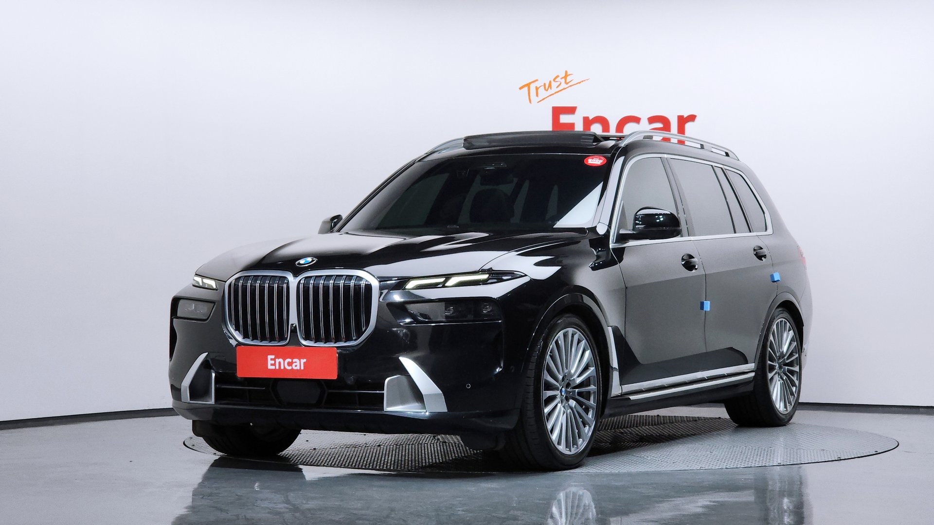 BMW X7 - View 1