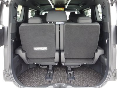 TOYOTA ALPHARD - 9