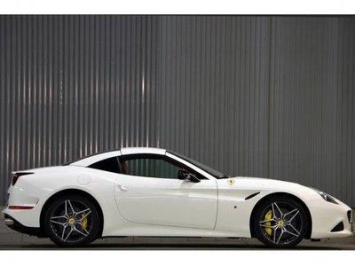FERRARI CALIFORNIA - 3