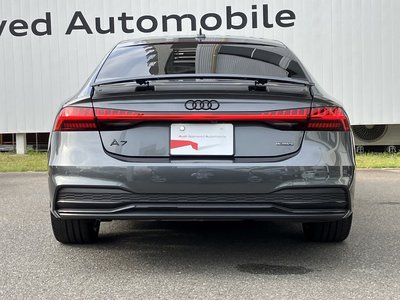 AUDI A7 - 8
